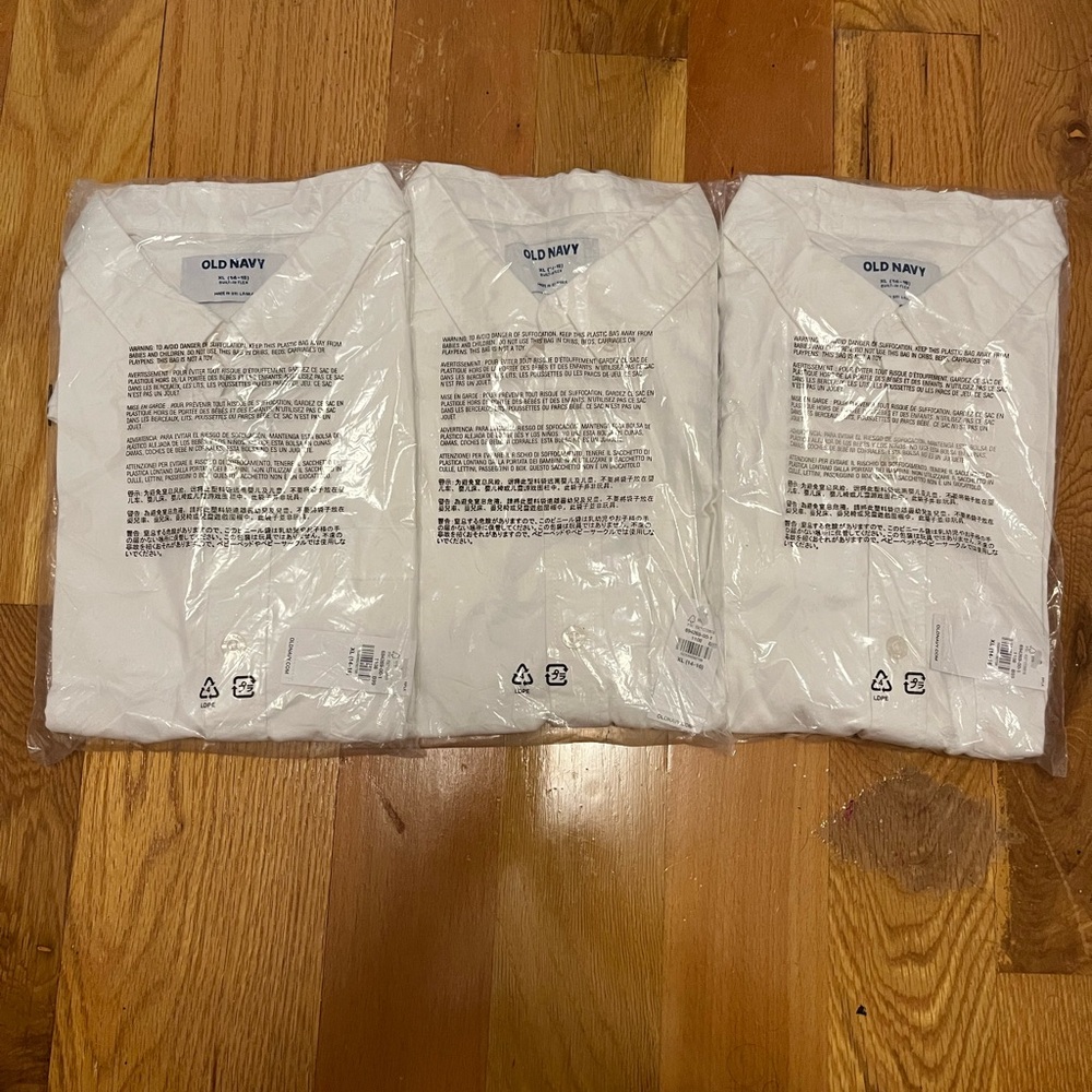Old Navy XL White T-Shirts